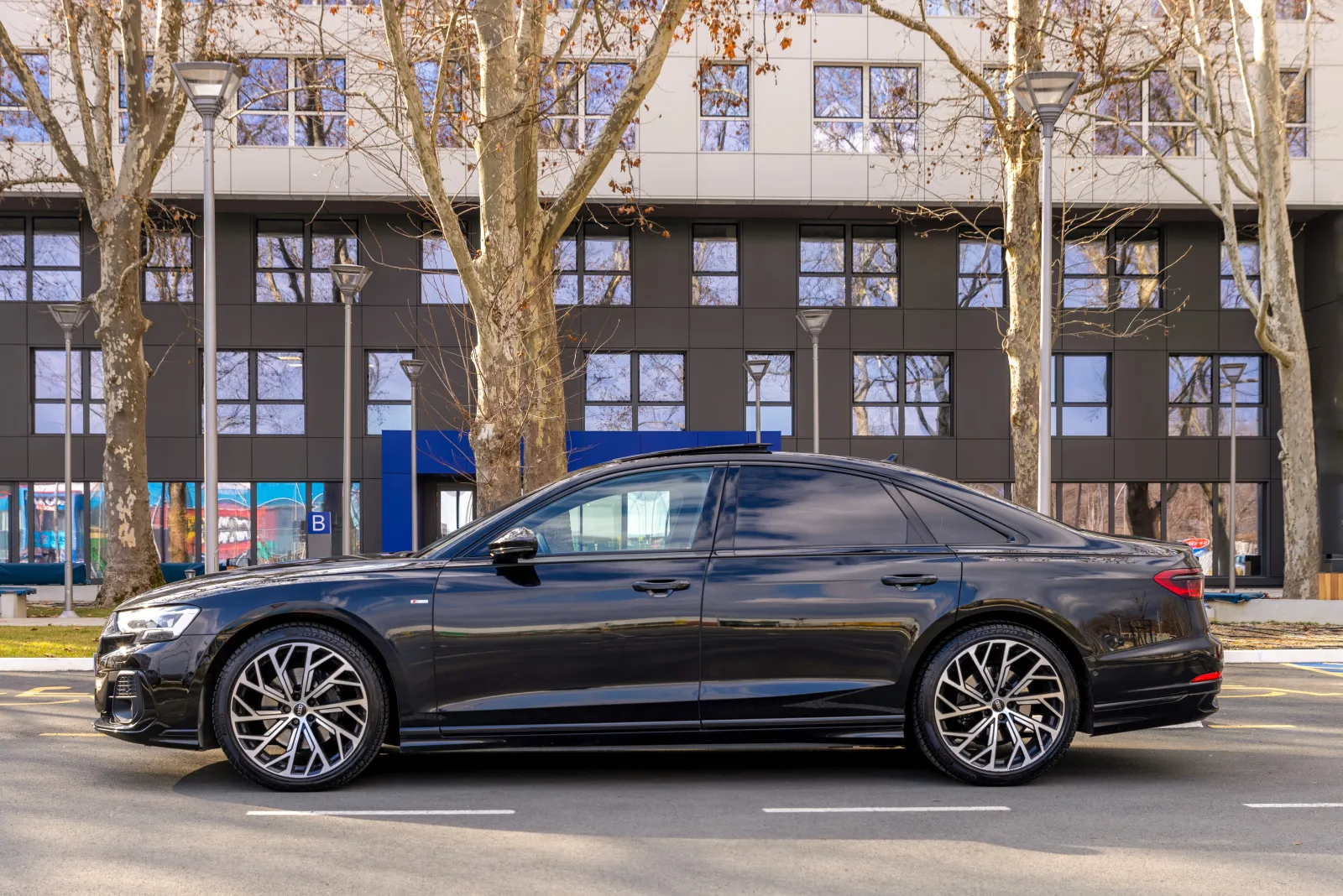 Audi A8