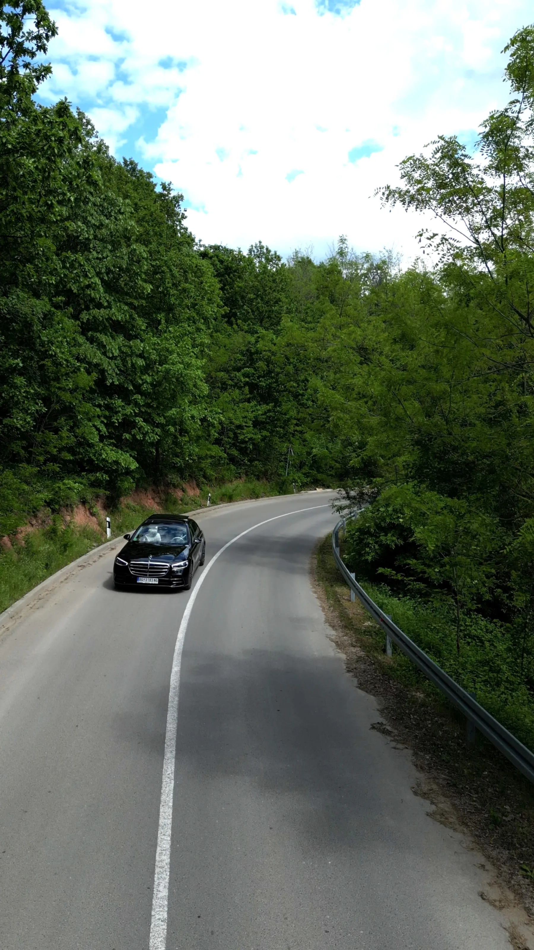 Međugradski i međunarodni transferi iz Beograda — Socrat Road Star