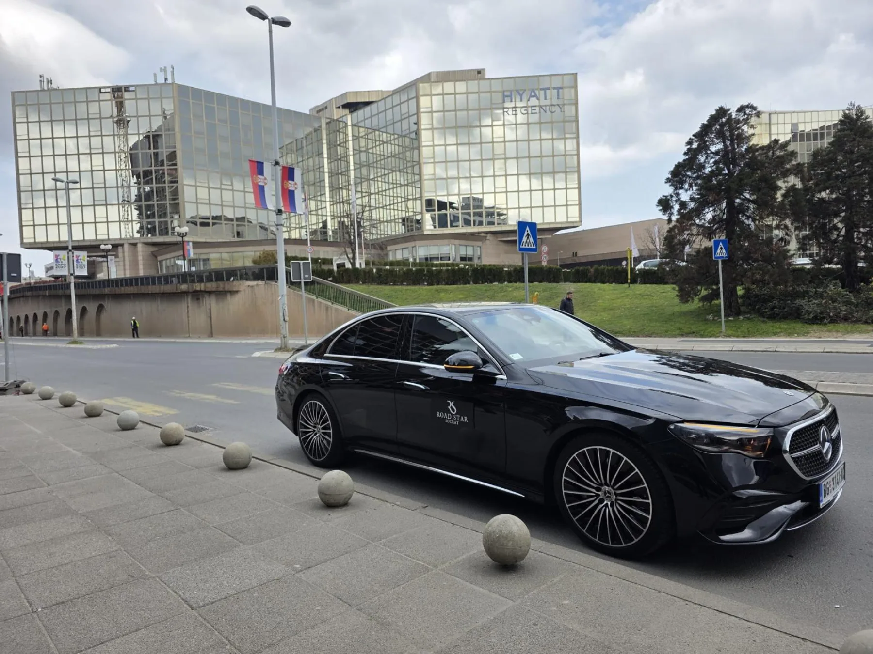Transfer Beograd Novi Sad luksuznim vozilom